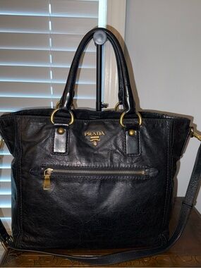 PRADA Black Vitello Shine Distressed Handle/Strap (2way) Handbag Authentic Used